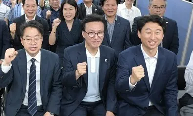김민석 “국힘, 이진숙 내쫓아야 아니면 YS 사진 내려라“