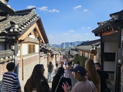 서울 북촌 큰길엔 7월부터 전세버스 못 들어갑니다