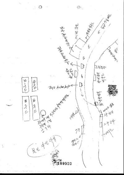 The map, drawn and submitted to the Gwangju High Prosecutors’ Office by Kim Jong-hwa in 2015, depicts how the Junam Village minibus shooting took place on May 23, 1980.