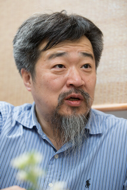  Sungkonghoe University professor 