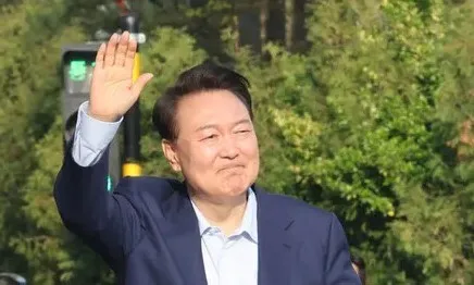 윤석열 체포·구속 판단, 특검이 맡는다…경찰 “26일까지 사건 넘길 것”