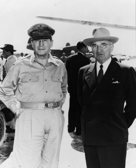 Gen. Douglas MacArthur (left) and President Harry Truman (right).