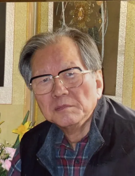 조작간첩 50년 만의 무죄 “동지들 곁에서 외롭지 않겠…