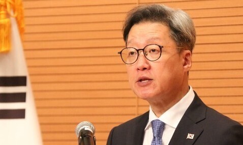 ‘윤 동창’ 주중대사관도 언론통제…“하루 전 출입 허가 받아라”