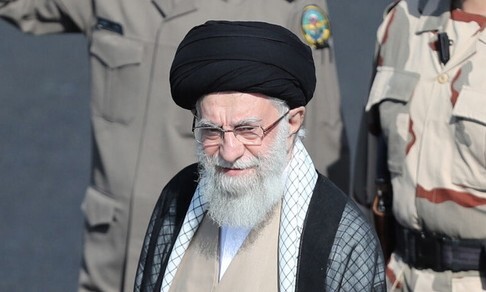 이란 최고지도자, 히잡 시위 “폭동” 규정…“미·이스라엘 공작”