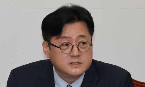 홍익표 “중대재해법 2년 유예? 당정, 구체적인 안 갖고 와라”