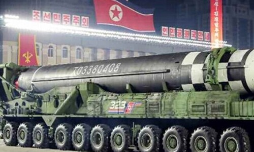 ICBM에 ‘핵실험 준비’ 북한, 동아시아 군사긴장 우려한다
