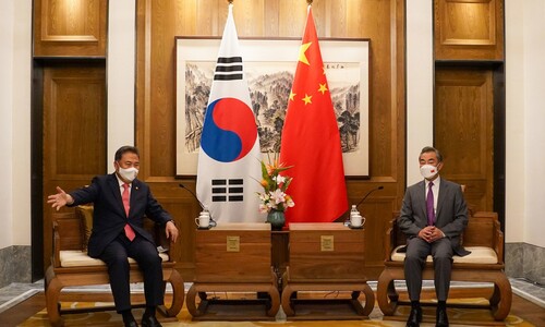 중국 “한국, 사드 운용 제한 선서”…‘3불’ 이어 ‘1한’까지 주장
