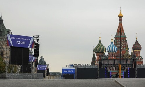 “러시아와 함께” 펼침막…오늘 크렘린 영토병합식