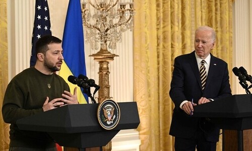 우크라-서방 동맹국, 전투기·미사일 지원 ‘패스트트랙 대화’