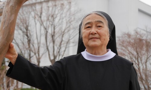이해인 수녀 ‘꽃잎 한 장처럼’ 가톨릭 문학상 본상