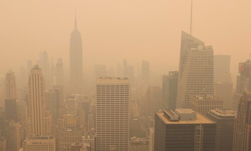 캐나다 산불 연기, 뉴욕까지 뒤덮어…최악 대기질 1억명 위협