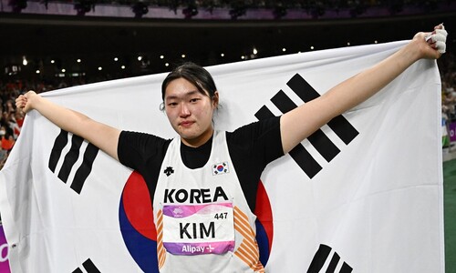 막내가 따낸 육상 첫 메달…김태희 한국 최초 해머던지기 ‘동’
