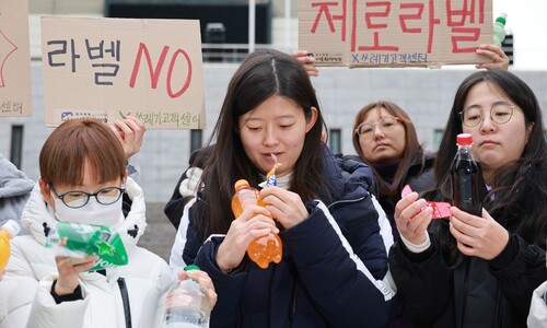 “라벨 참 안 떨어지네” 코카콜라·롯데칠성이 제일 많다