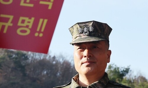 [단독] 군검찰 ‘수사기록 헤쳐 모여’…박정훈 영장 짜깁기 정황