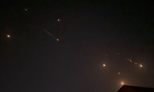 “이스라엘 미사일, 이란 본토 타격”…이스파한 지역 큰 폭발음