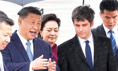 5년 만에 유럽 찾은 시진핑 “중국·프랑스, 세계 안정 기여할 것”