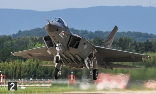 KF-21 ‘기술유출’ 인도네시아에 개발비 1조원 깎아줄 듯