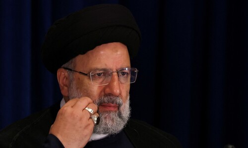 ‘히잡 시위’ 강경 진압 이란 대통령 사망, 개혁의 여름 올까