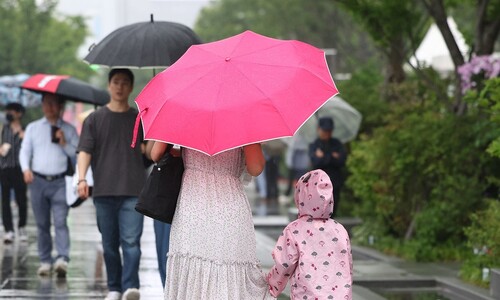 지금 비 안 와도, 나들이 갈 땐 우산 잊지 마세요