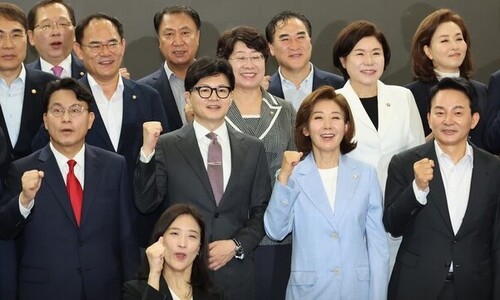 국힘 지지층서 당대표 한동훈 1위…원·윤, ‘배신의 정치’ 비판