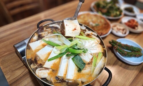 북한산엔 순두부, 마장축산시장엔 순대국…서울 맛집 여기