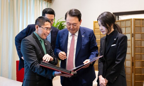 대통령은 왜 ‘명박사’를 믿었나