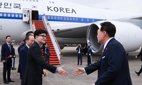 한동훈 가족 명의 ‘윤 부부 비방글’ 친윤-친한 일주일째 신경전