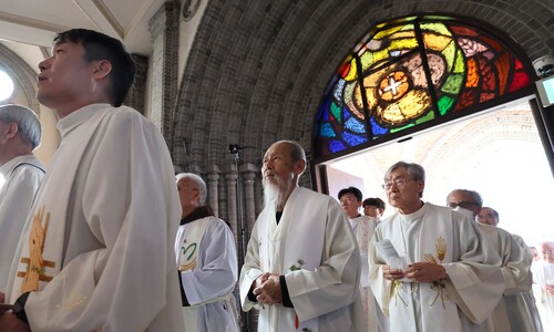 천주교 신부님 1466명 “윤석열에 파면 선고…대통령 사명 저버려”