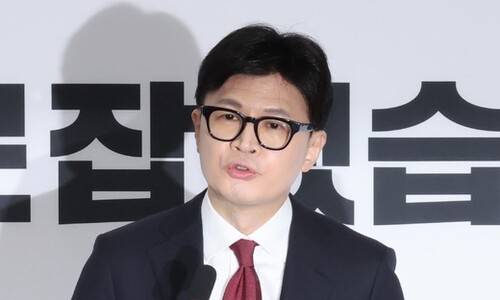 [속보] 한동훈 “윤석열 탄핵이 유일한 방법…표결 참여해야”