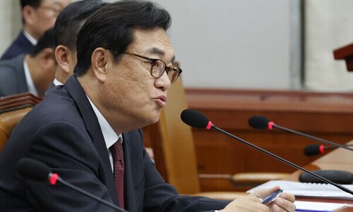 경찰, ‘계엄 선포 국무회의 참석’ 정진석·신원식 30일 조사