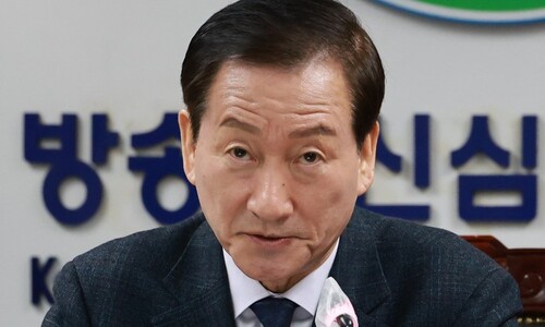 연봉 지키려는 류희림, 직원과 대치…경찰 불러 4시간만에 ‘탈출’