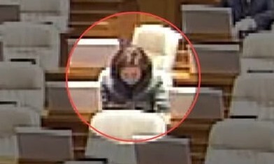 김민전에 “잠자는 백골공주” 비판 확산…본회의장서 또 쿨쿨