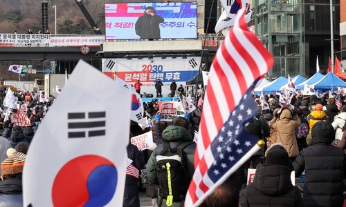 ‘혐중’ 윤석열 지지자들 “트럼프가 구해줄 것” 황당 주장…뭘 노리나