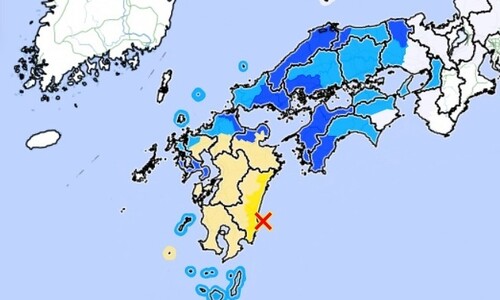 일본 미야자키현 규모 6.9 지진…난카이 대지진 관련성 조사