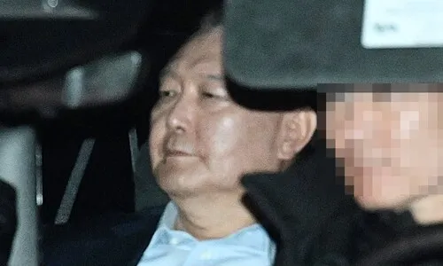 체포된 윤석열…계엄 결심 시점·국회 봉쇄·체포 지시 규명이 핵심