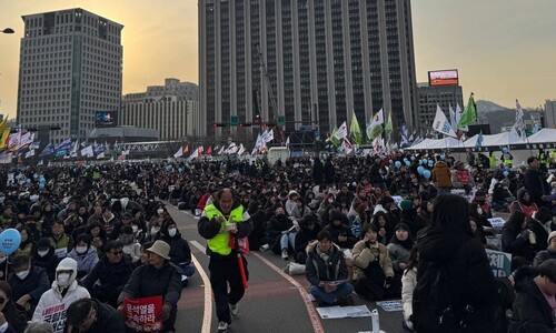 “사필귀정, 윤석열 구속 의심치 않아”…광화문에 응원봉 15만개 [영상]