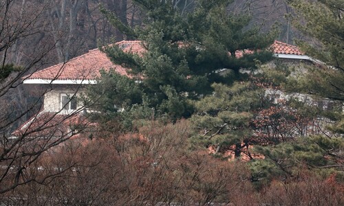 [속보] 경찰, ‘삼청동 대통령 안가’ 압수수색 또 불발…경호처 거부