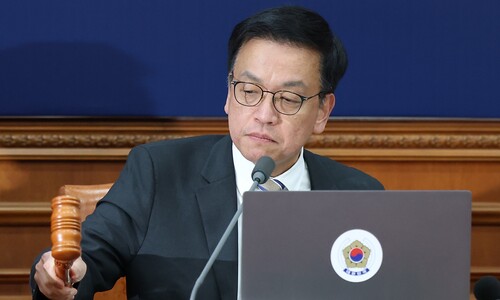 내란특검법 또 거부한 최상목…민주, 탄핵은 안 꺼냈다