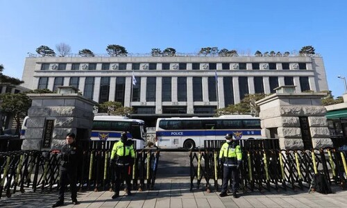 [속보] 헌재, 최상목 상대 ‘마은혁 불임명’ 헌법소원 선고 연기