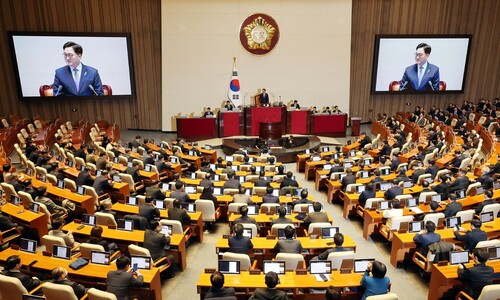 마은혁 선고 연기에 국힘 “헌재 흠결 자인”…민주는 말 아껴