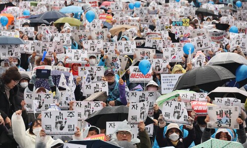 “윤석열이 상식을 난도질했다”…3·1절 도심 울린 만세 삼창