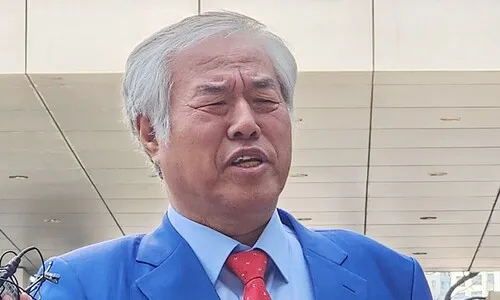대선출마 전광훈 “윤석열 복귀시킬 것…헌법이고 개XX이고”