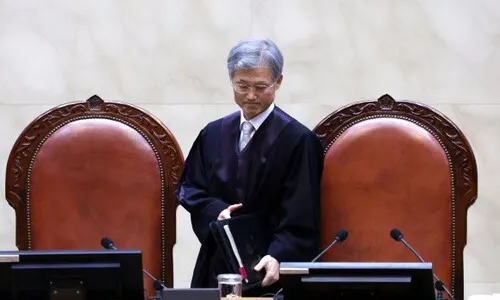 ‘법치주의 파괴 정권’에서 판사의 부역은 어쩔 수 없는 일인가