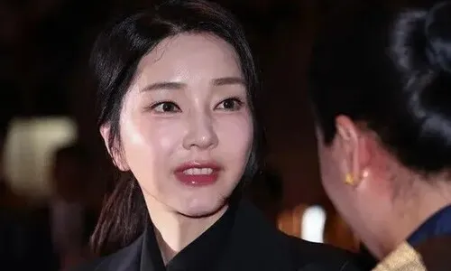 <font color="#FF4000">[단독] </font>윤석열 집 압색영장에 ‘유엔 제5사무국 유치’ 통일교 청탁 적시