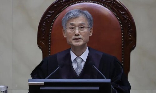 [사설] 조희대 대법원장, 선거개입 않겠다고 직접 밝혀야