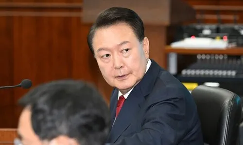 “사람에 충성 안 해”…윤석열이 돌려받은 ‘제복 입은 시민’ 증언 <font color="#00b8b1">[뉴스AS]</font>