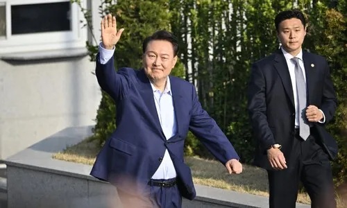 “단결하자” 윤석열에 박지원 “이참에 아예 유세도 해라”