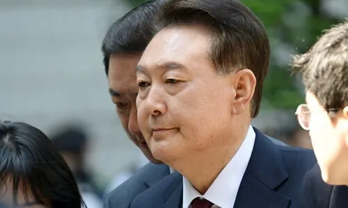 수방사 부관 “윤석열, 계엄 두번 세번 하면 된다고 해” 법정 증언
