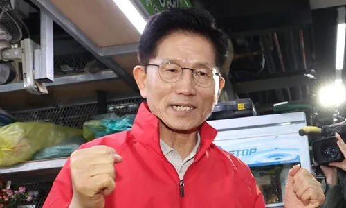 김문수 “가짜 진보 찢어버리고 싶다” 막말…선대위 수습 진땀